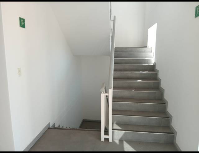 2,415M² BUILDING TO LET IN BRYANSTON